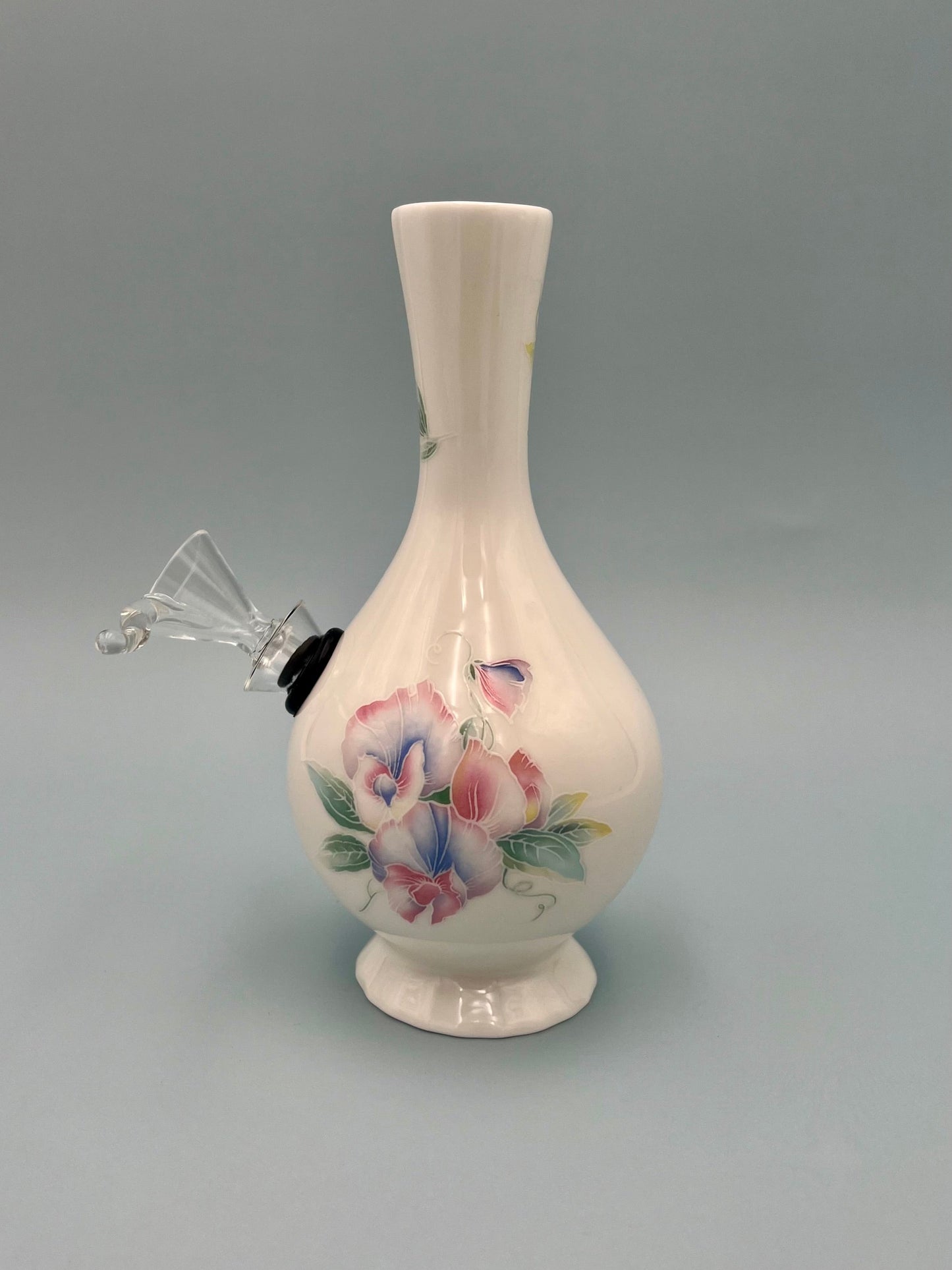 Amanda-Petite Water Pipe-Pearl's Puff Parlor