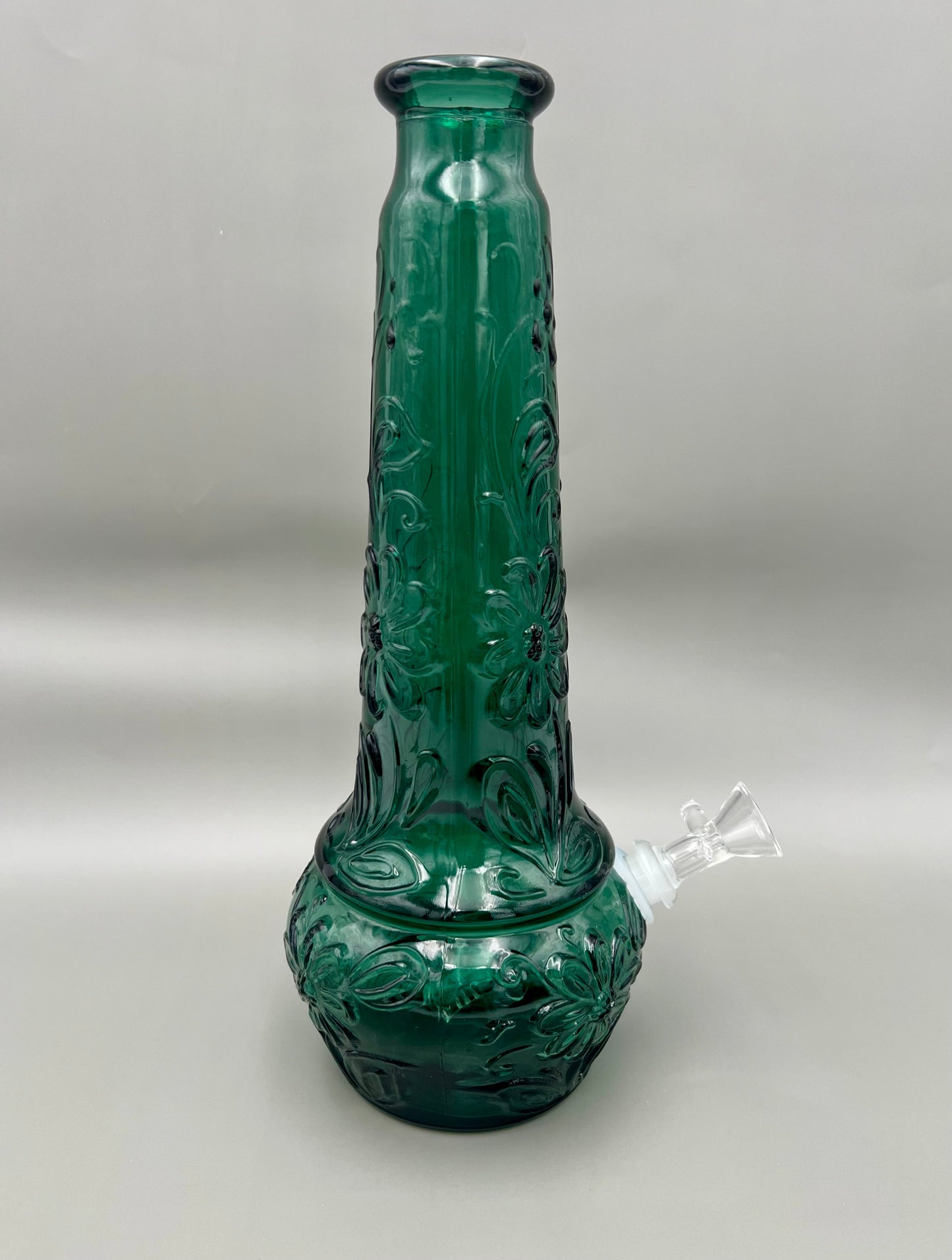 Babs-Decanter-Pearl's Puff Parlor