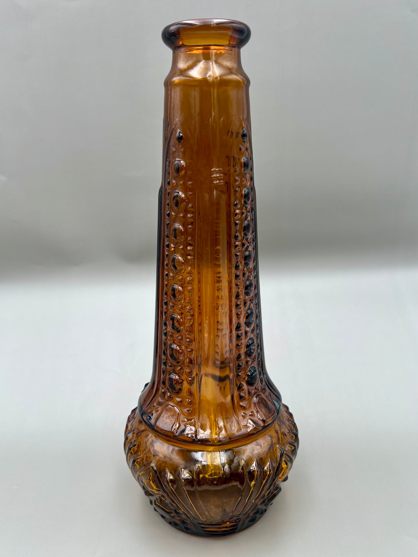 Babs-Decanter-Pearl's Puff Parlor