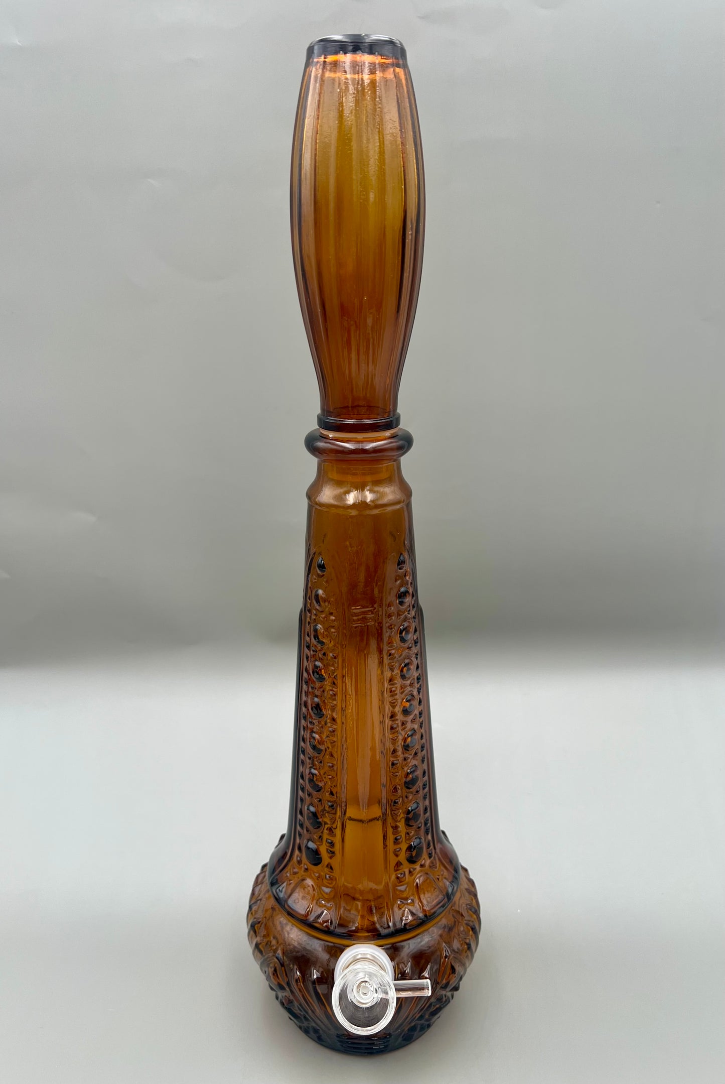 Babs-Decanter-Pearl's Puff Parlor