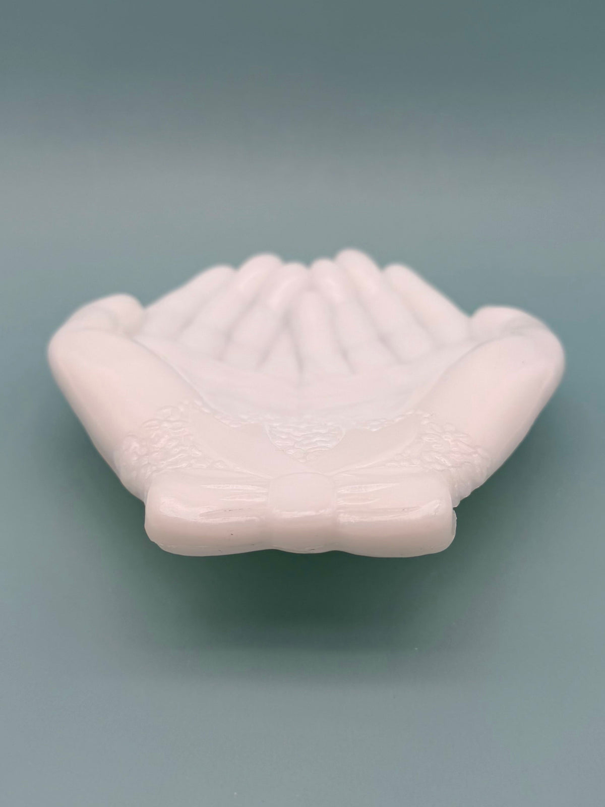 Beatrice-Smoking Accessory-Pearl's Puff Parlor