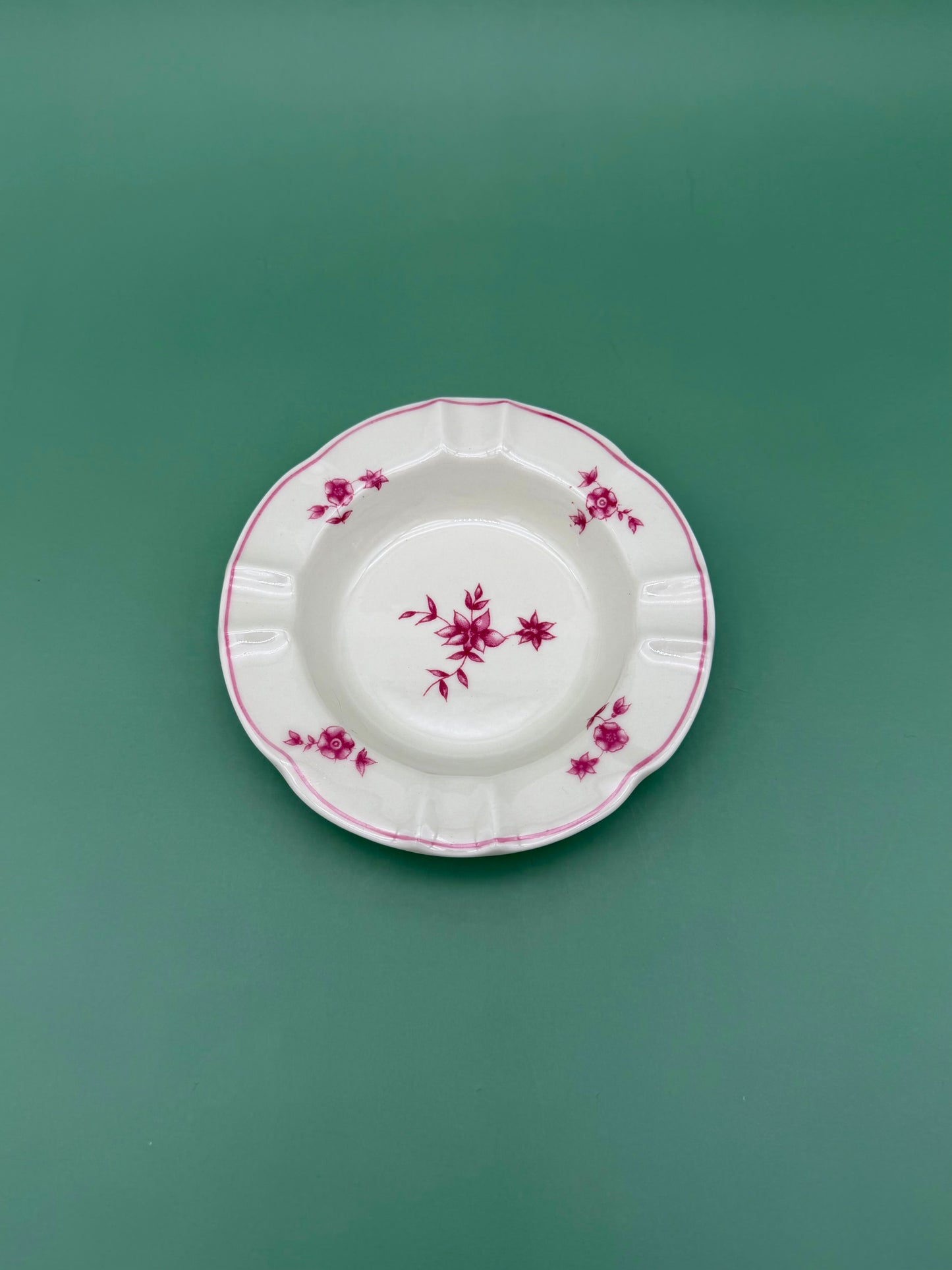 Elizabeth Ashtray-Smoking Accessory-Pearl's Puff Parlor