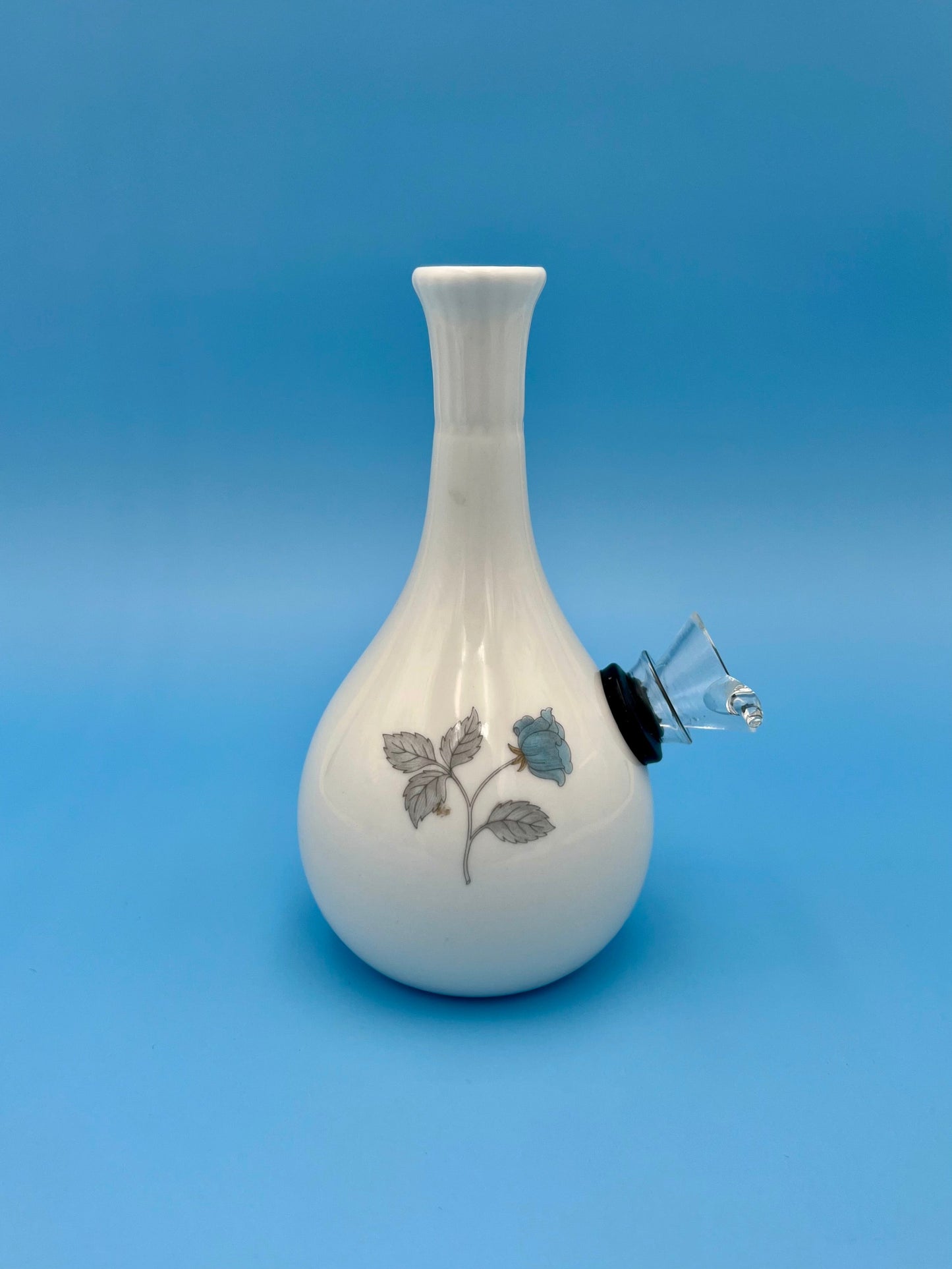 Elsa-Petite Water Pipe-Pearl's Puff Parlor