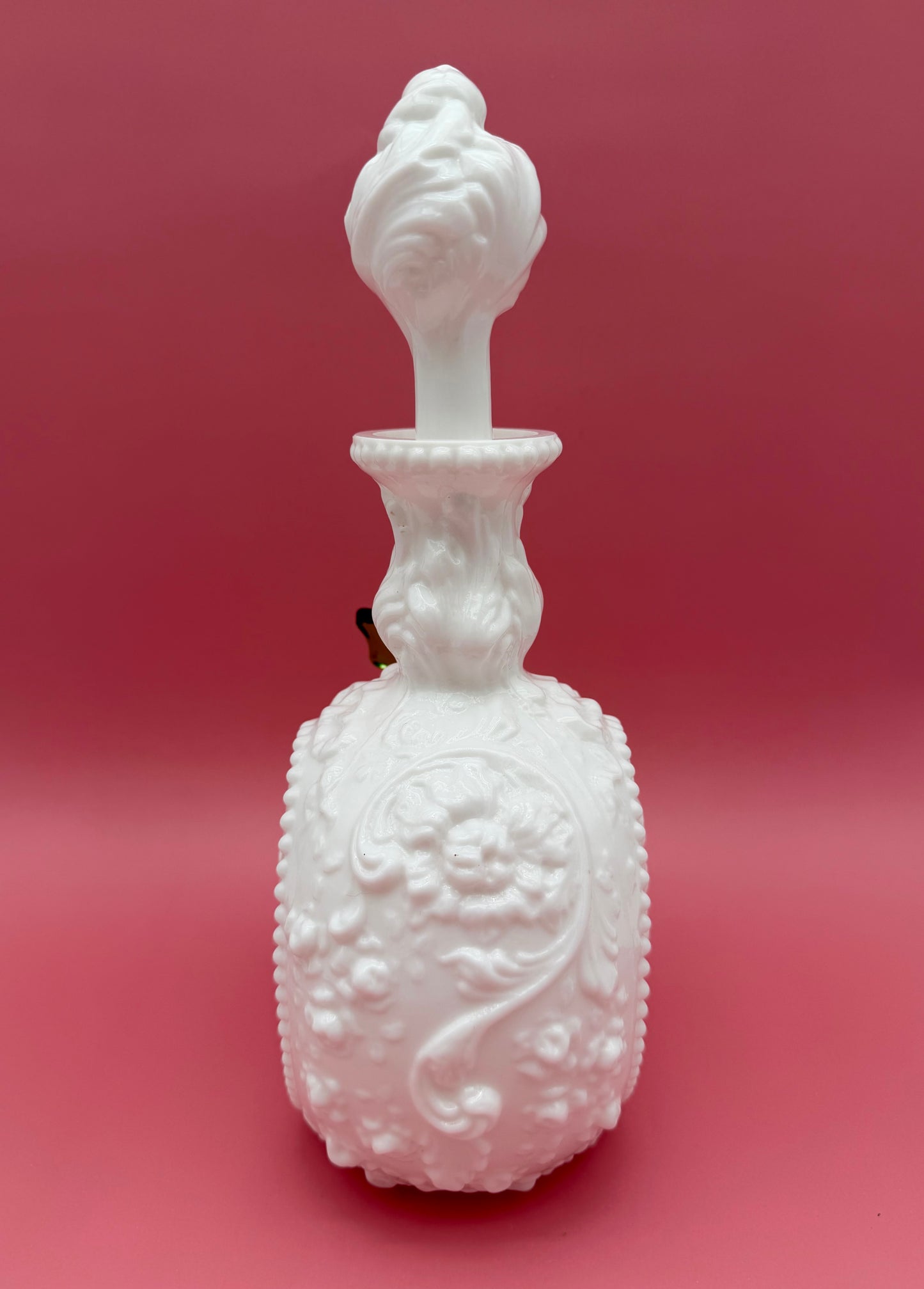 Jenny-Decanter-Pearl's Puff Parlor