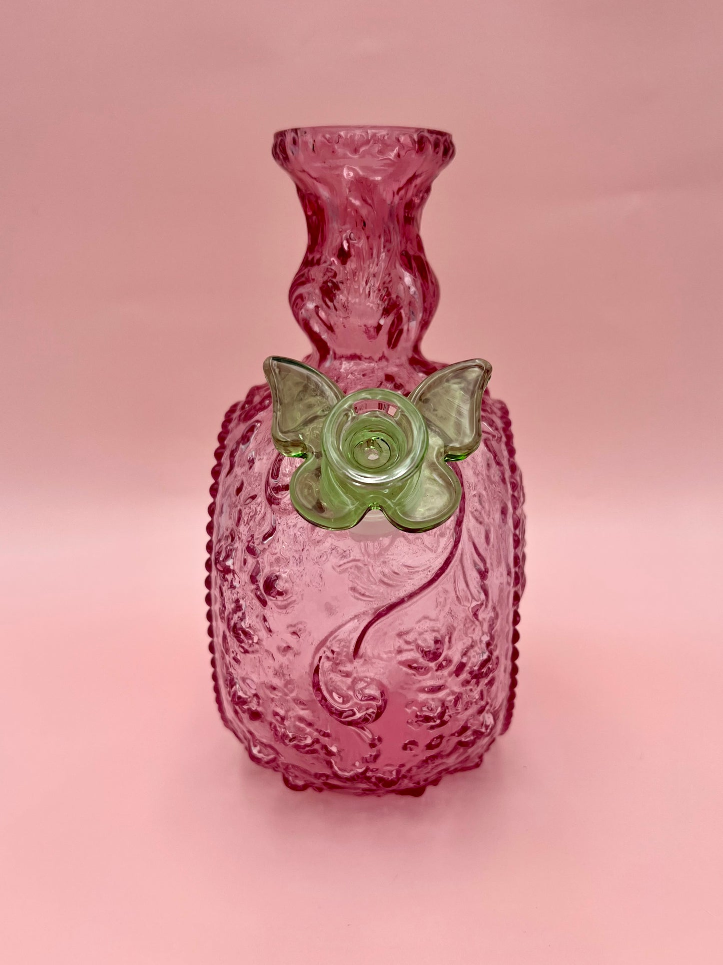 Jenny-Decanter-Pearl's Puff Parlor