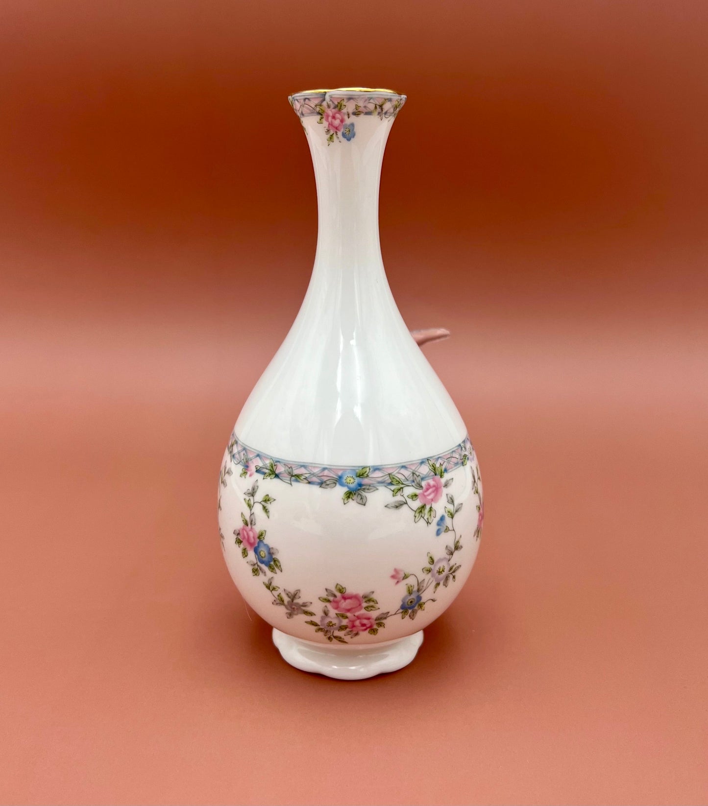 Jill-Petite Water Pipe-Pearl's Puff Parlor