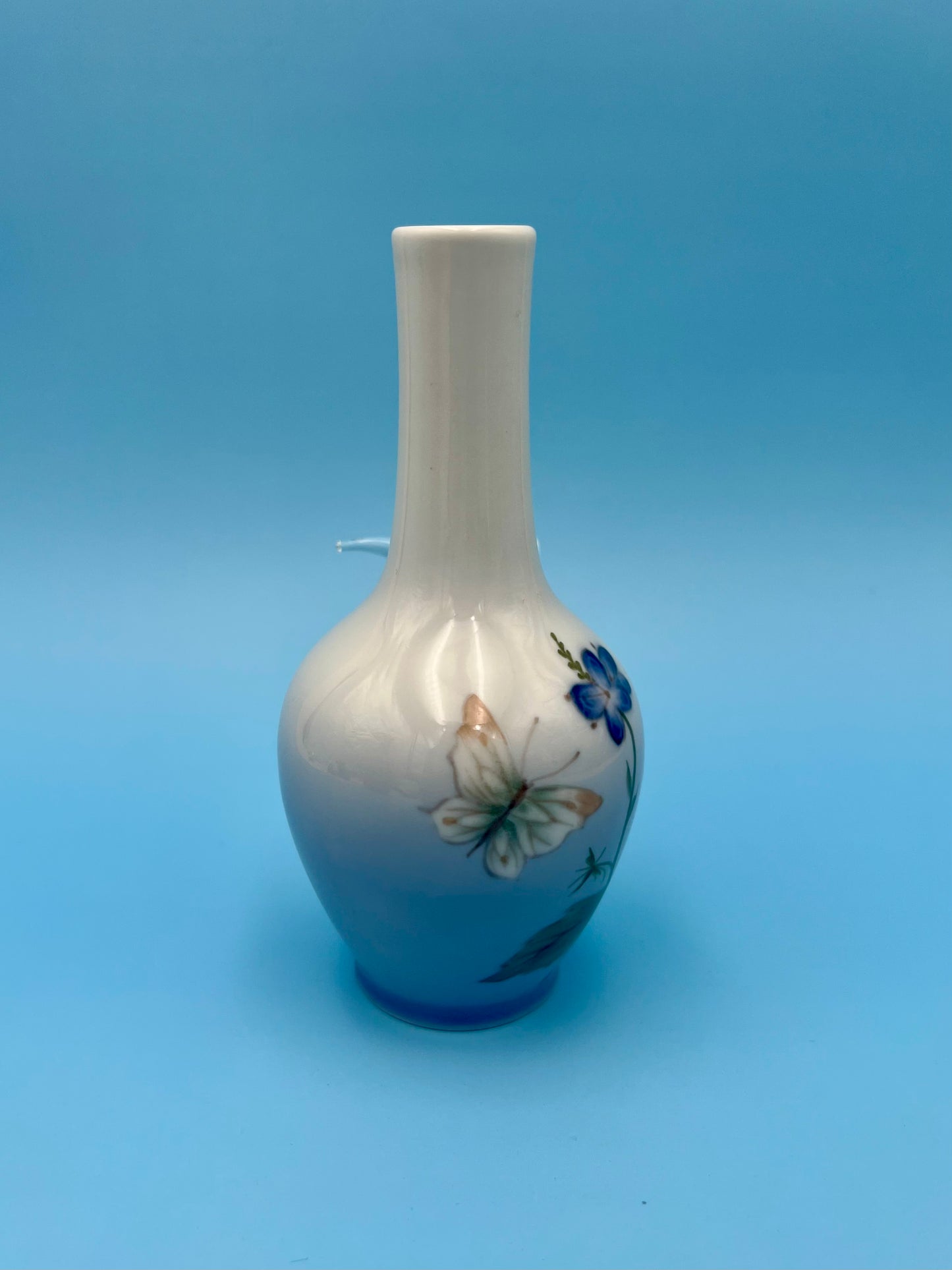 Junie-Petite Water Pipe-Pearl's Puff Parlor