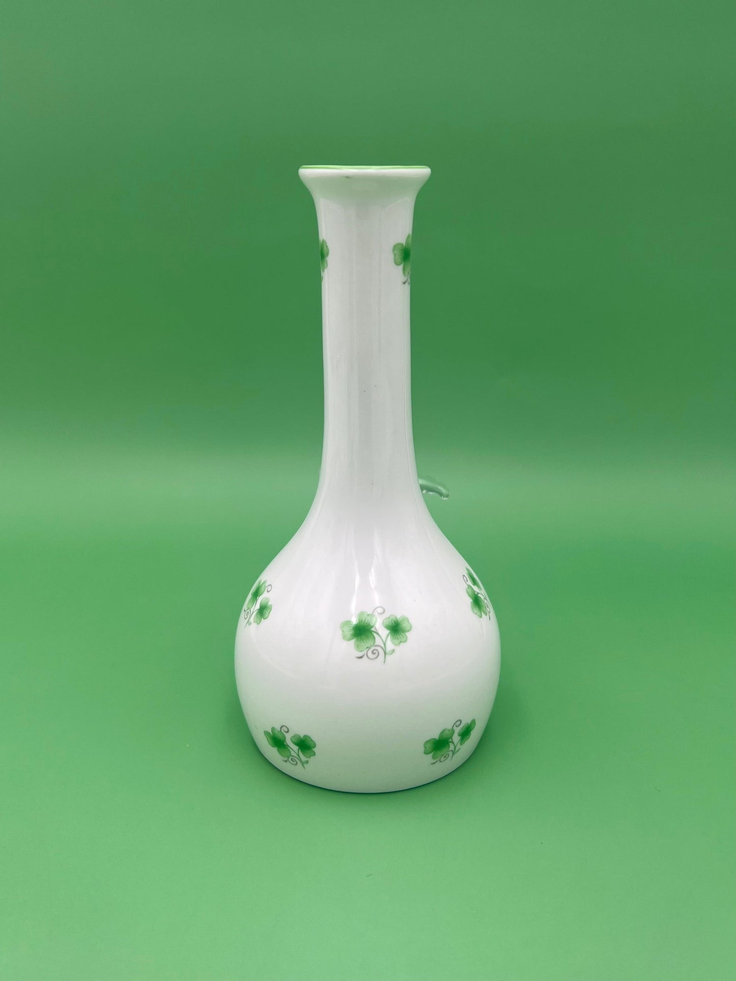 Kelly-Petite Water Pipe-Pearl's Puff Parlor