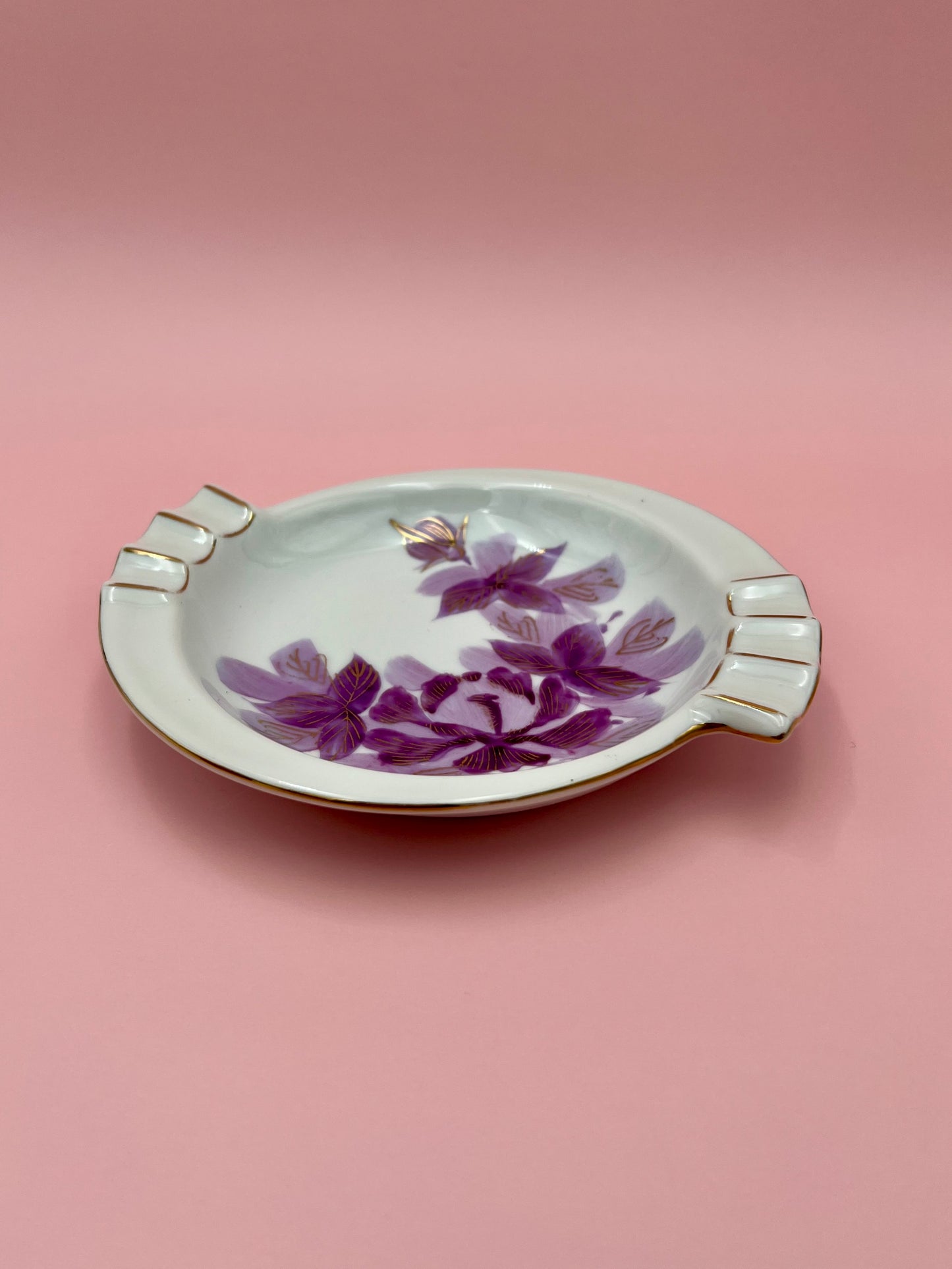 Liliana-Smoking Accessory-Pearl's Puff Parlor