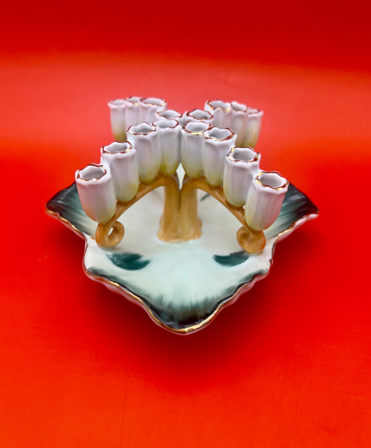 Lily-Smoking Accessory-Pearl's Puff Parlor