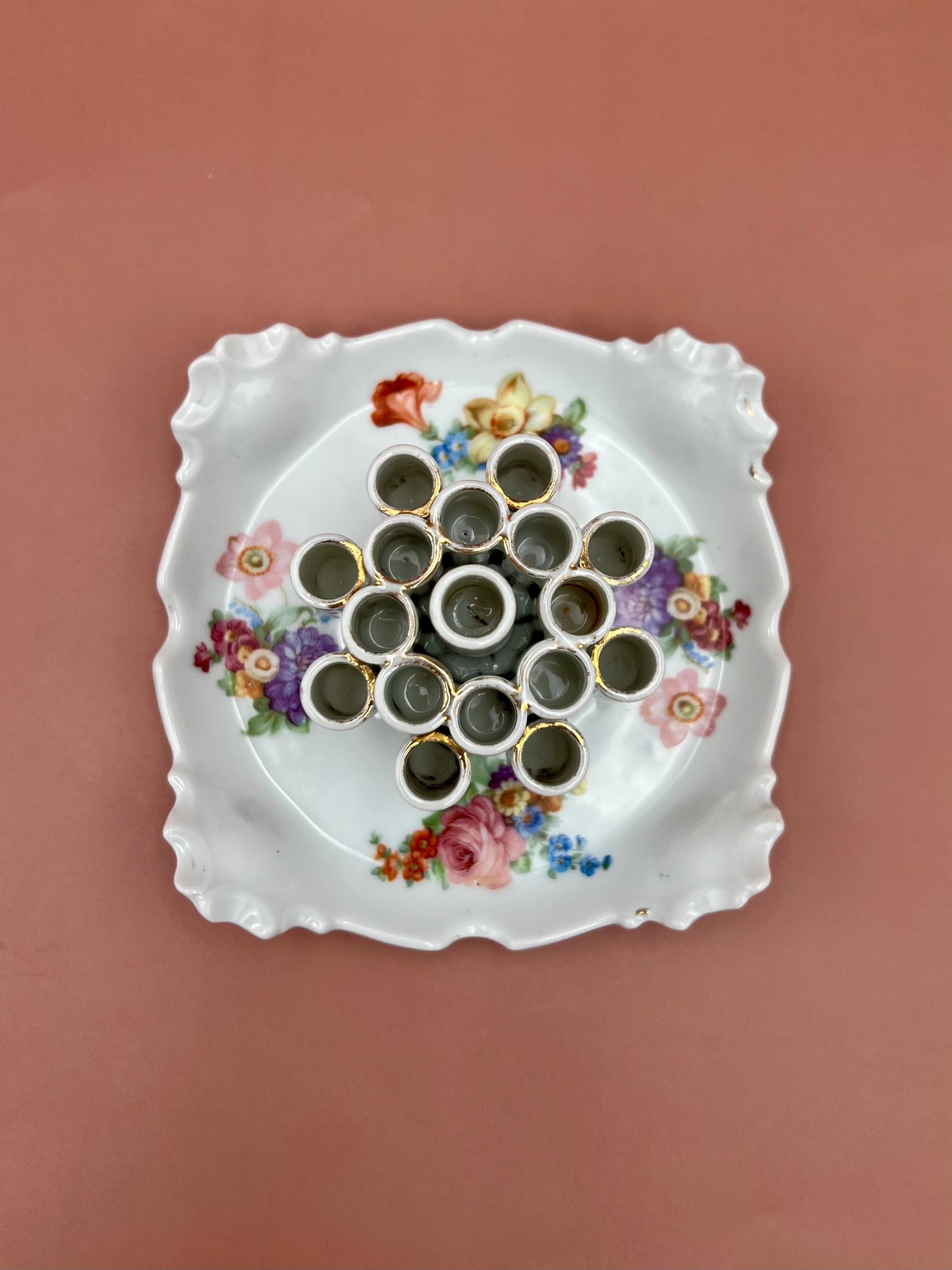 Mia-Smoking Accessory-Pearl's Puff Parlor