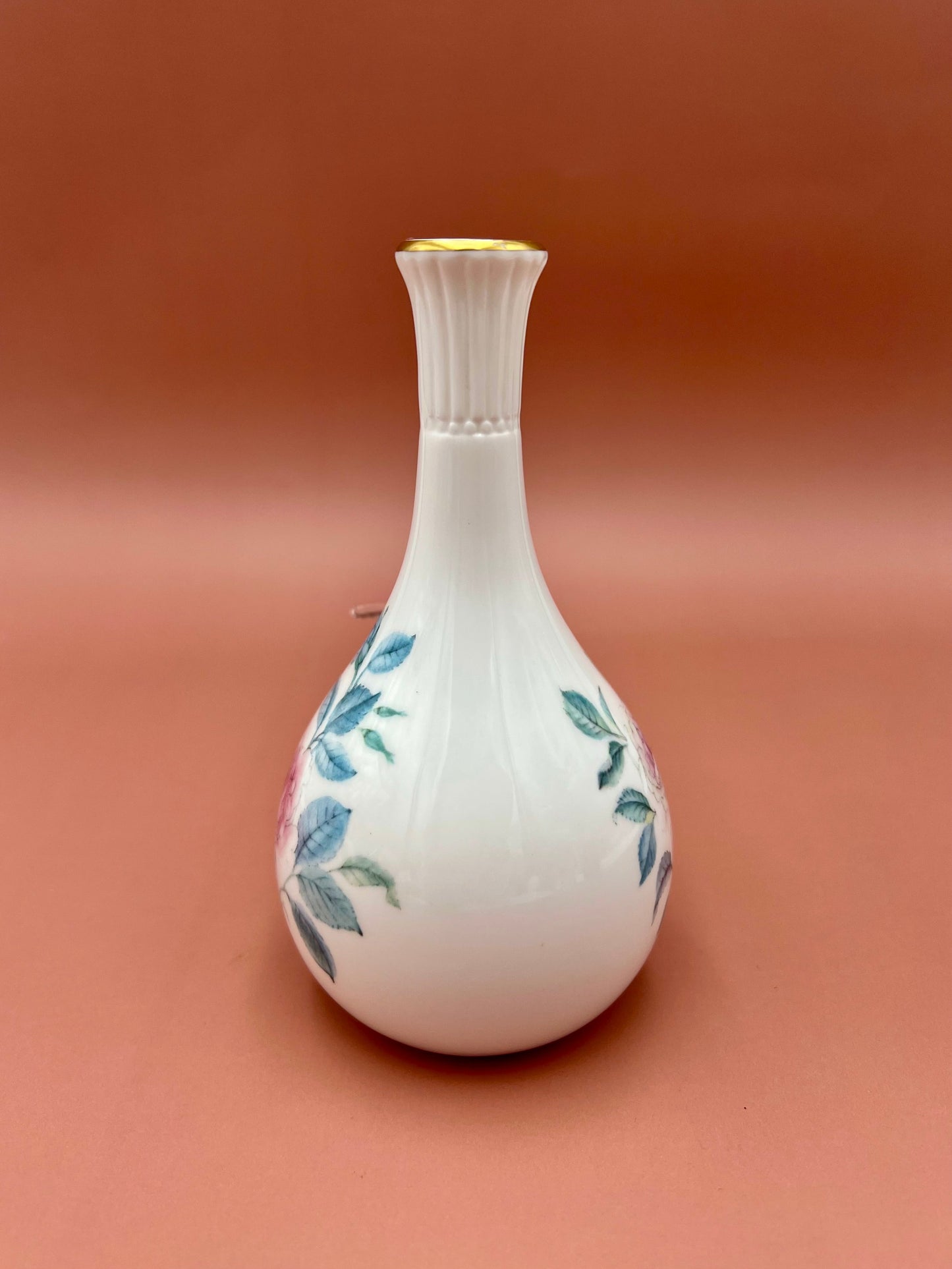 Misty-Petite Water Pipe-Pearl's Puff Parlor