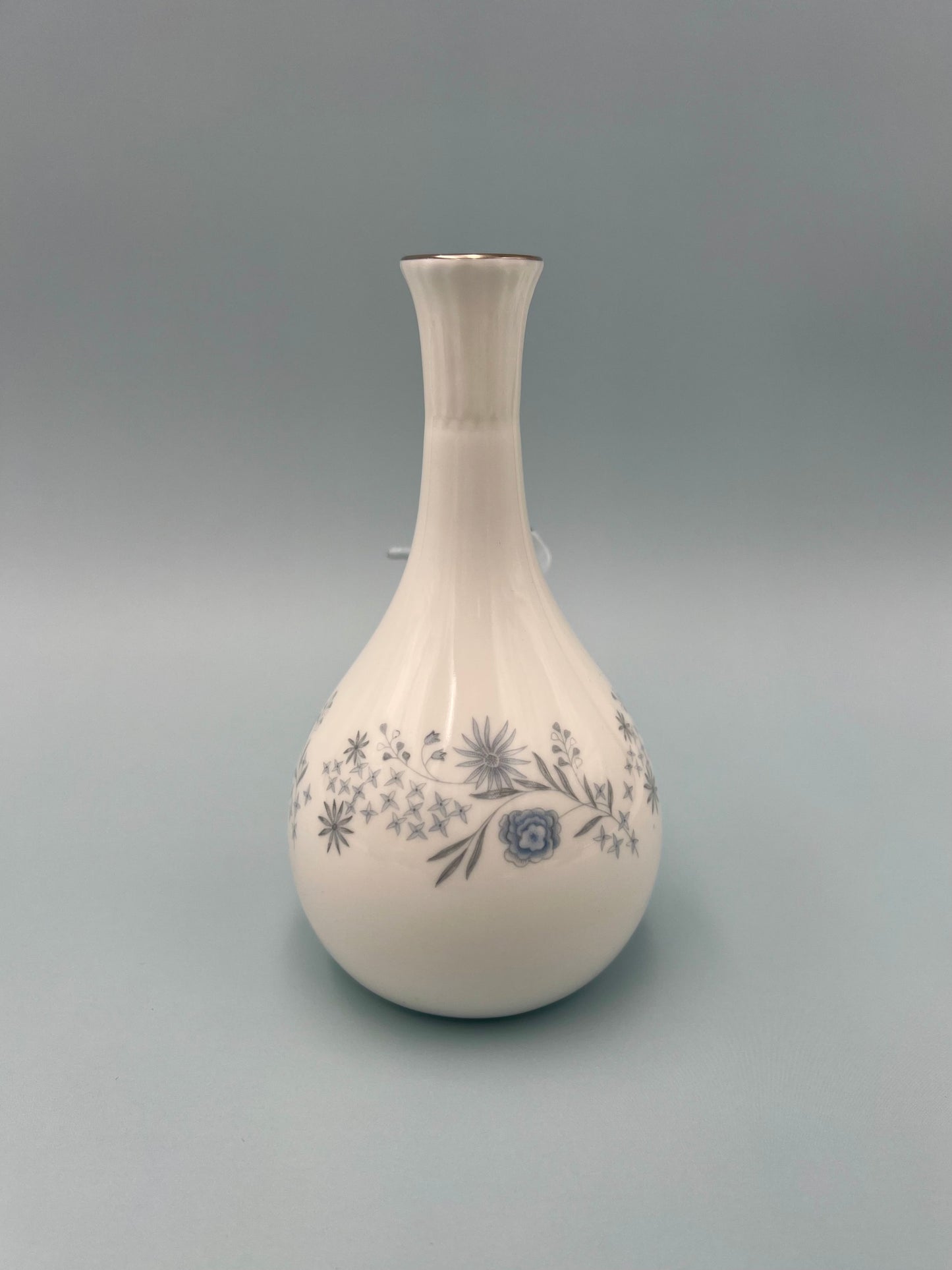 Mollie-Petite Water Pipe-Pearl's Puff Parlor