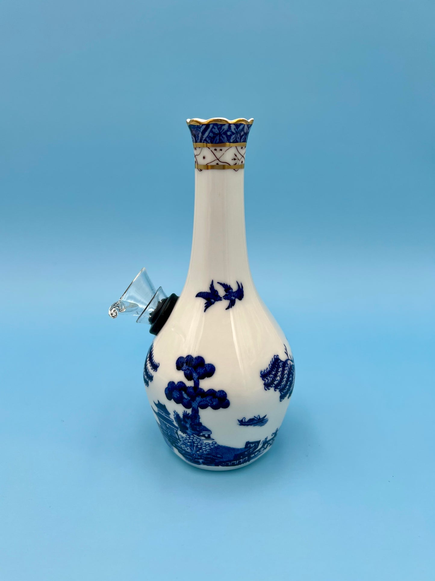 Willow-Petite Water Pipe-Pearl's Puff Parlor