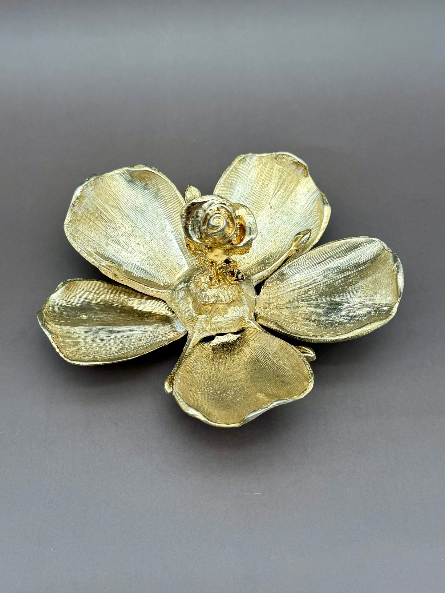 Vintage Lotus Flower Petal Ashtray