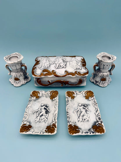 Leonora Set