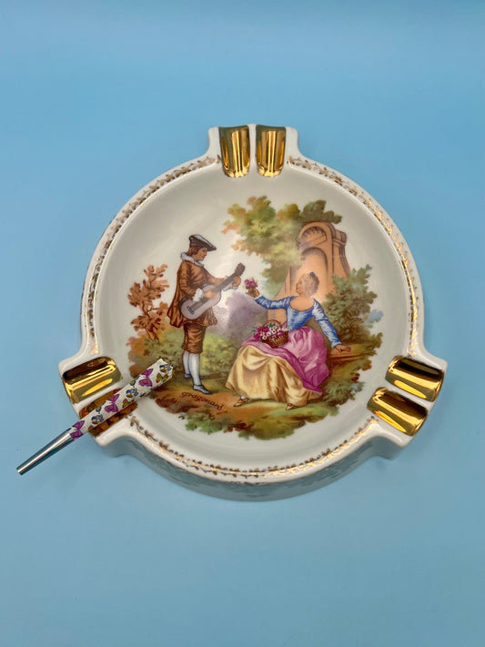 Aimee-Smoking Accessory-Pearl&#39;s Puff Parlor