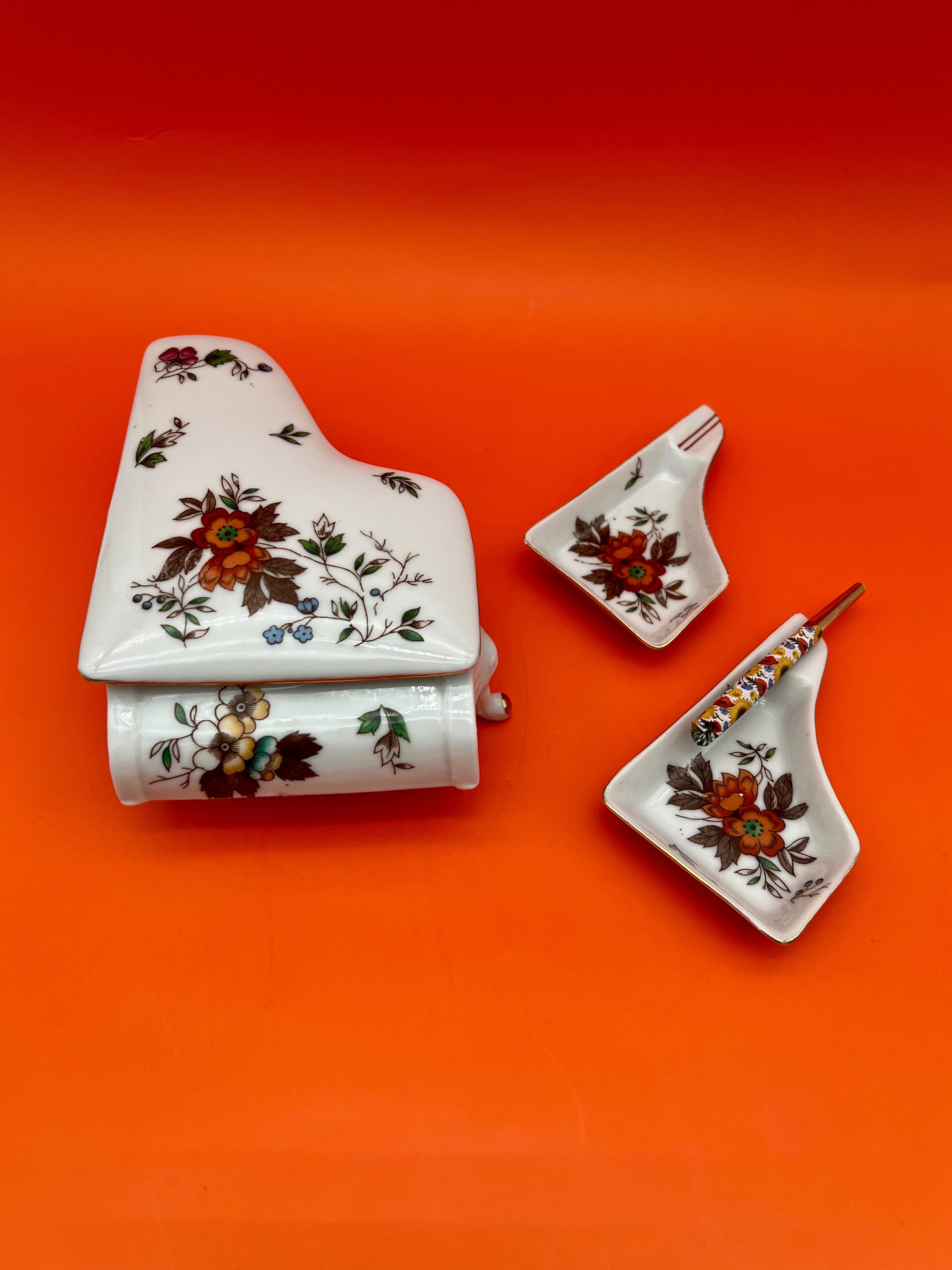Alicia Set: Vintage Piano-Shaped Floral Porcelain Ashtray Set