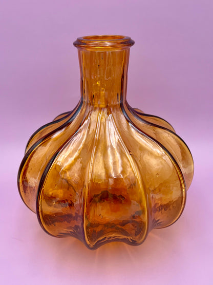 Amber-Decanter-Pearl&#39;s Puff Parlor