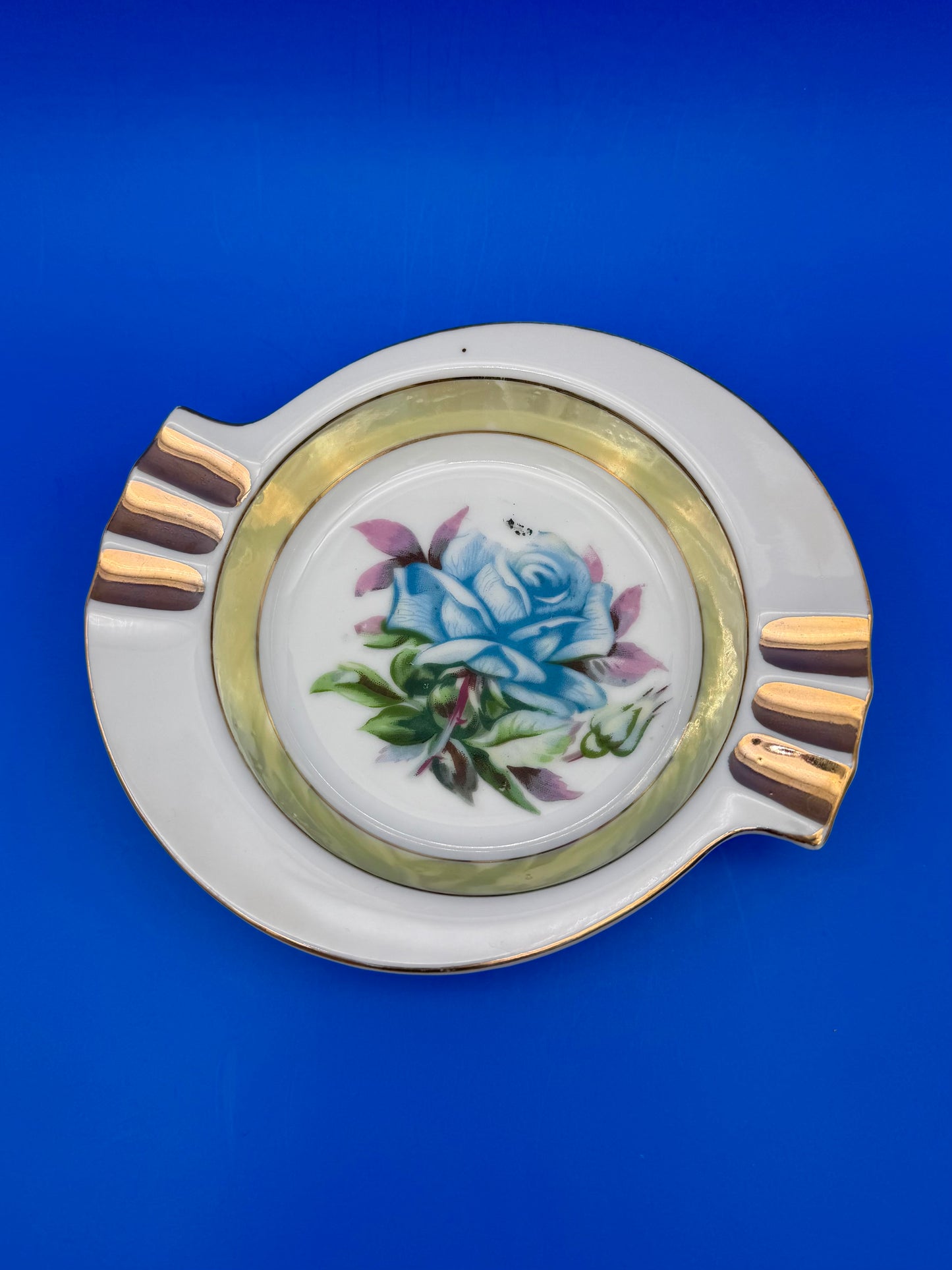 Azure-Smoking Accessory-Pearl's Puff Parlor
