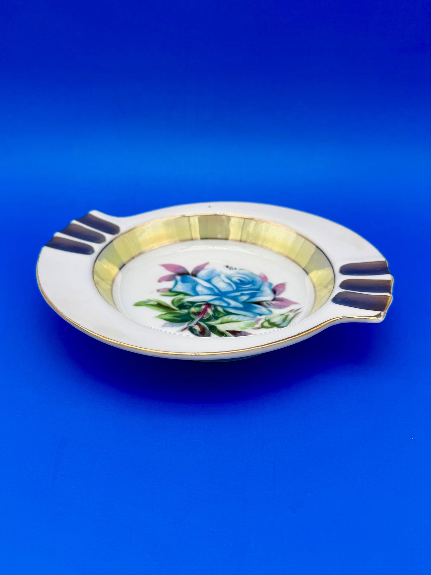 Azure-Smoking Accessory-Pearl's Puff Parlor