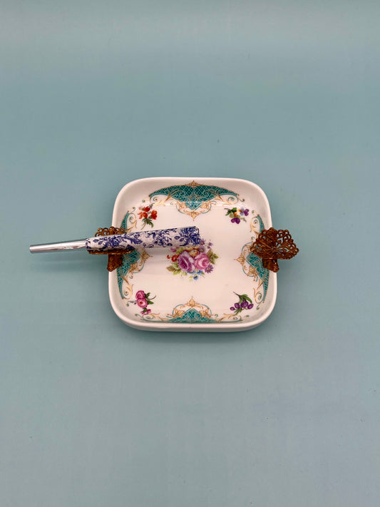 Belinda-Smoking Accessory-Pearl's Puff Parlor