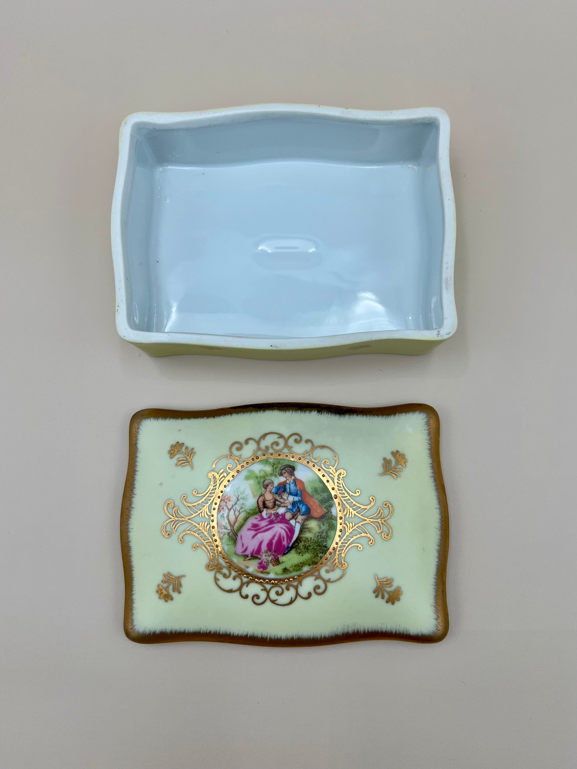 Bernadette Set-Smoking Accessory-Pearl&#39;s Puff Parlor