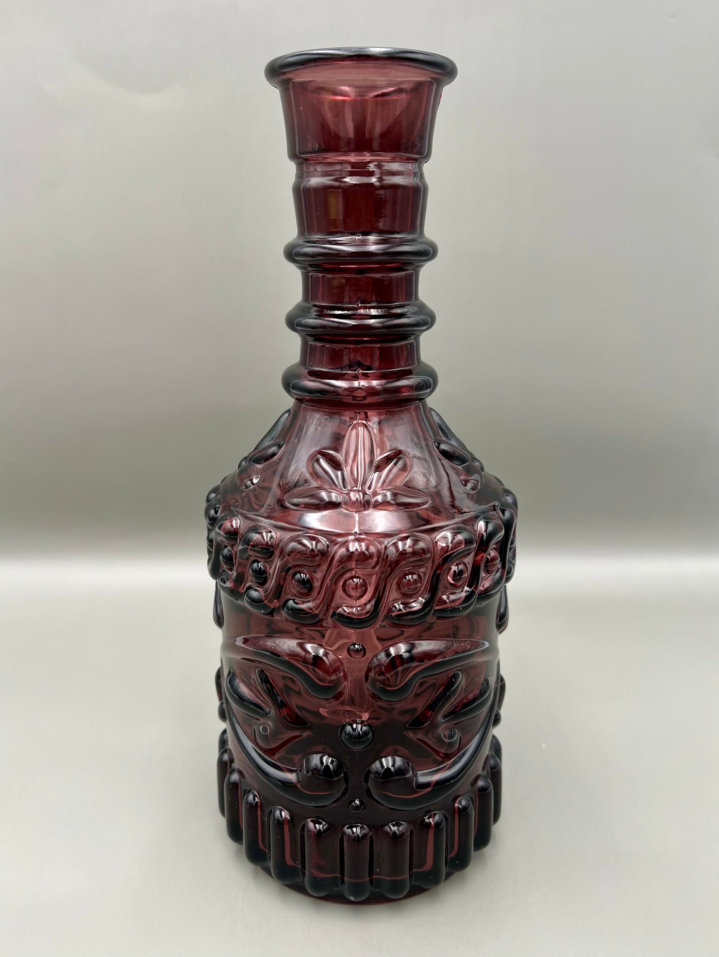 Beryl-Decanter-Pearl's Puff Parlor
