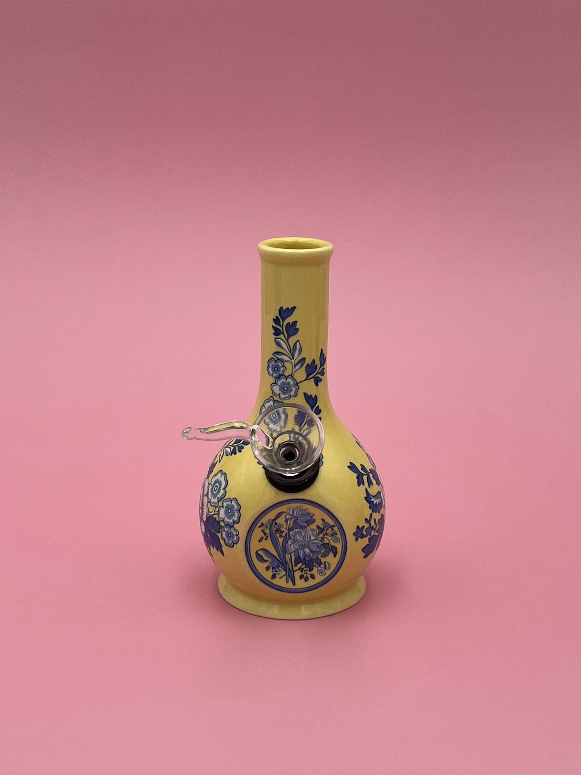 Betty-Petite Water Pipe-Pearl&#39;s Puff Parlor
