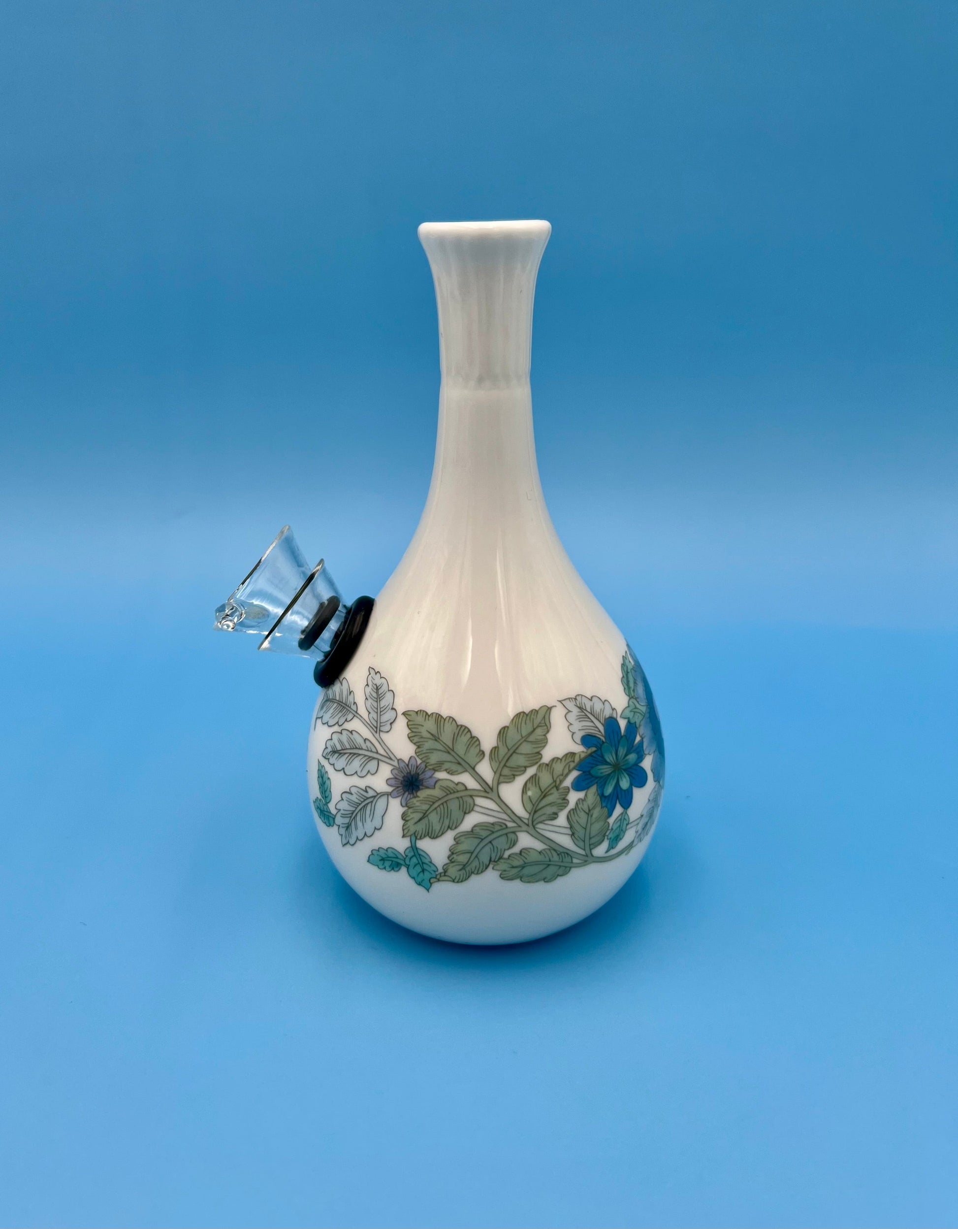 Brenda-Petite Water Pipe-Pearl's Puff Parlor