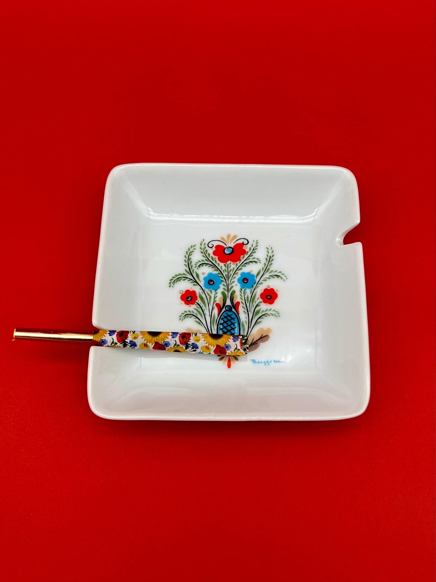 Brynn-Smoking Accessory-Pearl&#39;s Puff Parlor