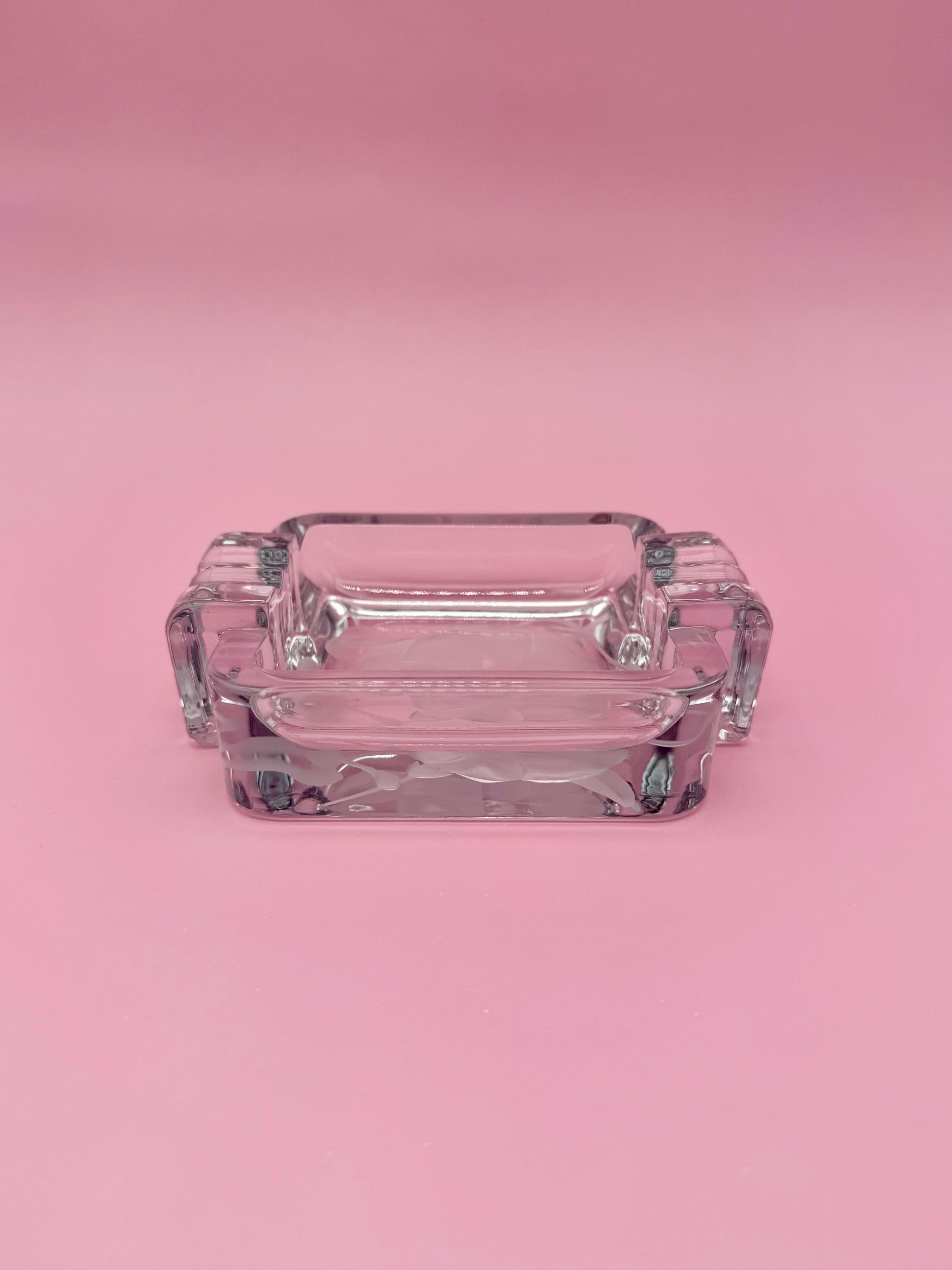 Cecily-Smoking Accessory-Pearl's Puff Parlor