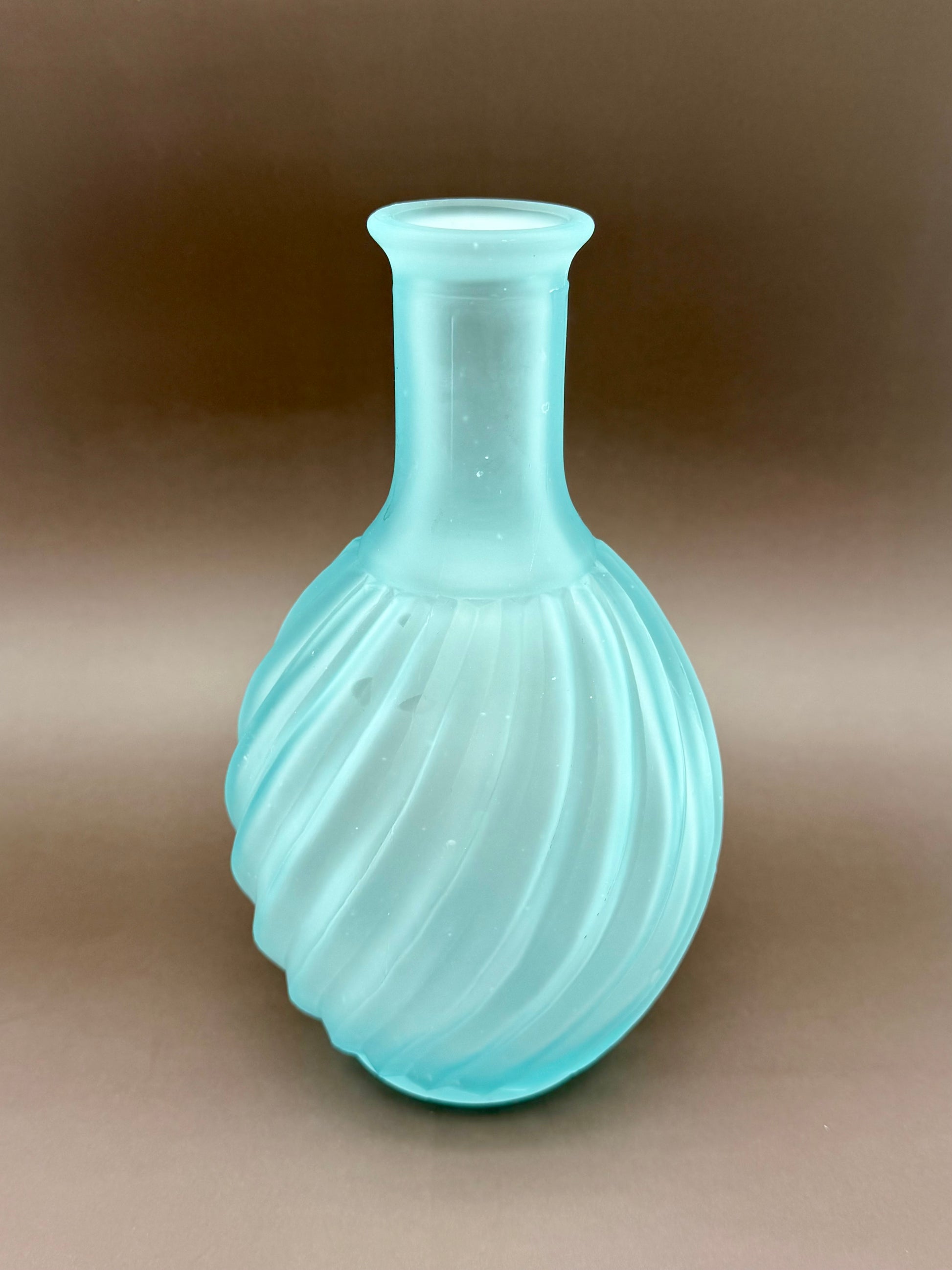 Celina-Decanter-Pearl's Puff Parlor