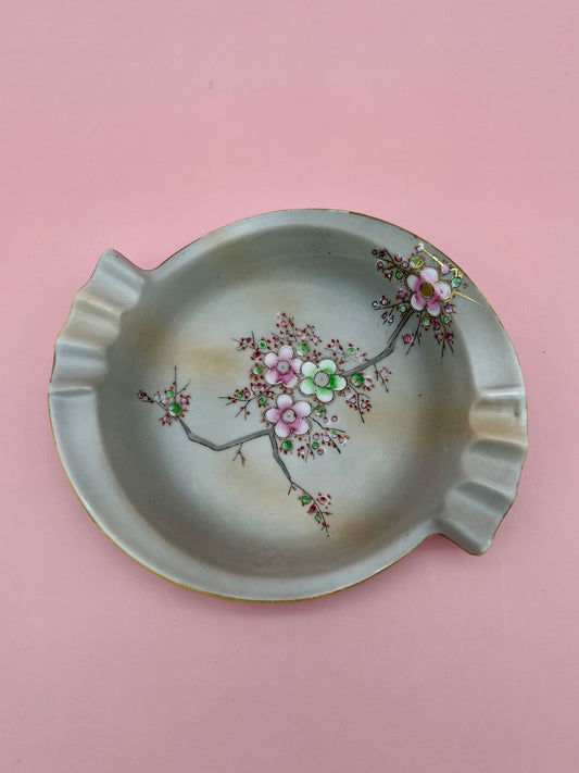 Cheri-Smoking Accessory-Pearl's Puff Parlor