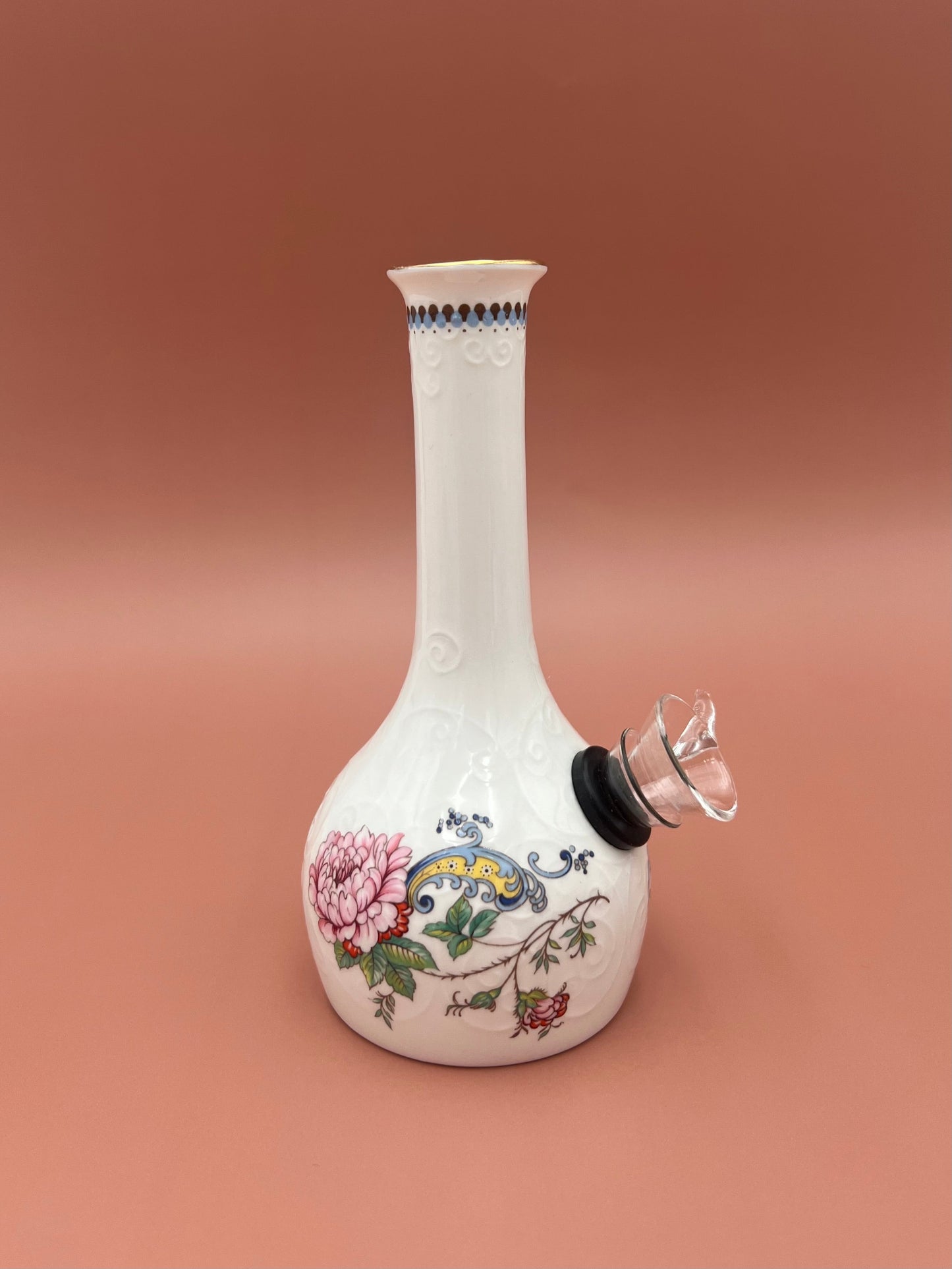 Chloe-Petite Water Pipe-Pearl's Puff Parlor