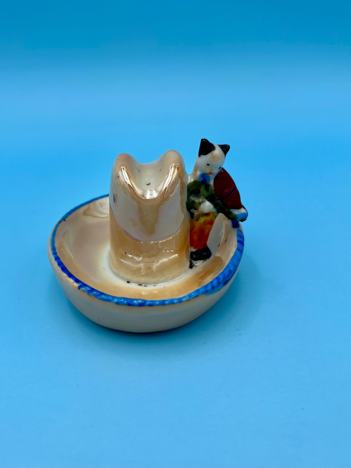 Clint-Smoking Accessory-Pearl&#39;s Puff Parlor