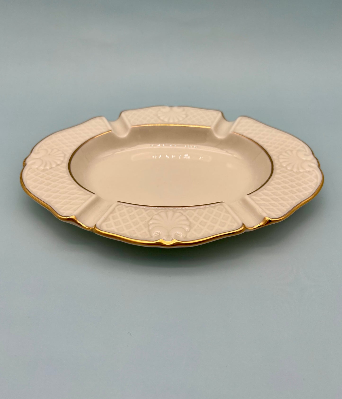 Coral-Smoking Accessory-Pearl's Puff Parlor