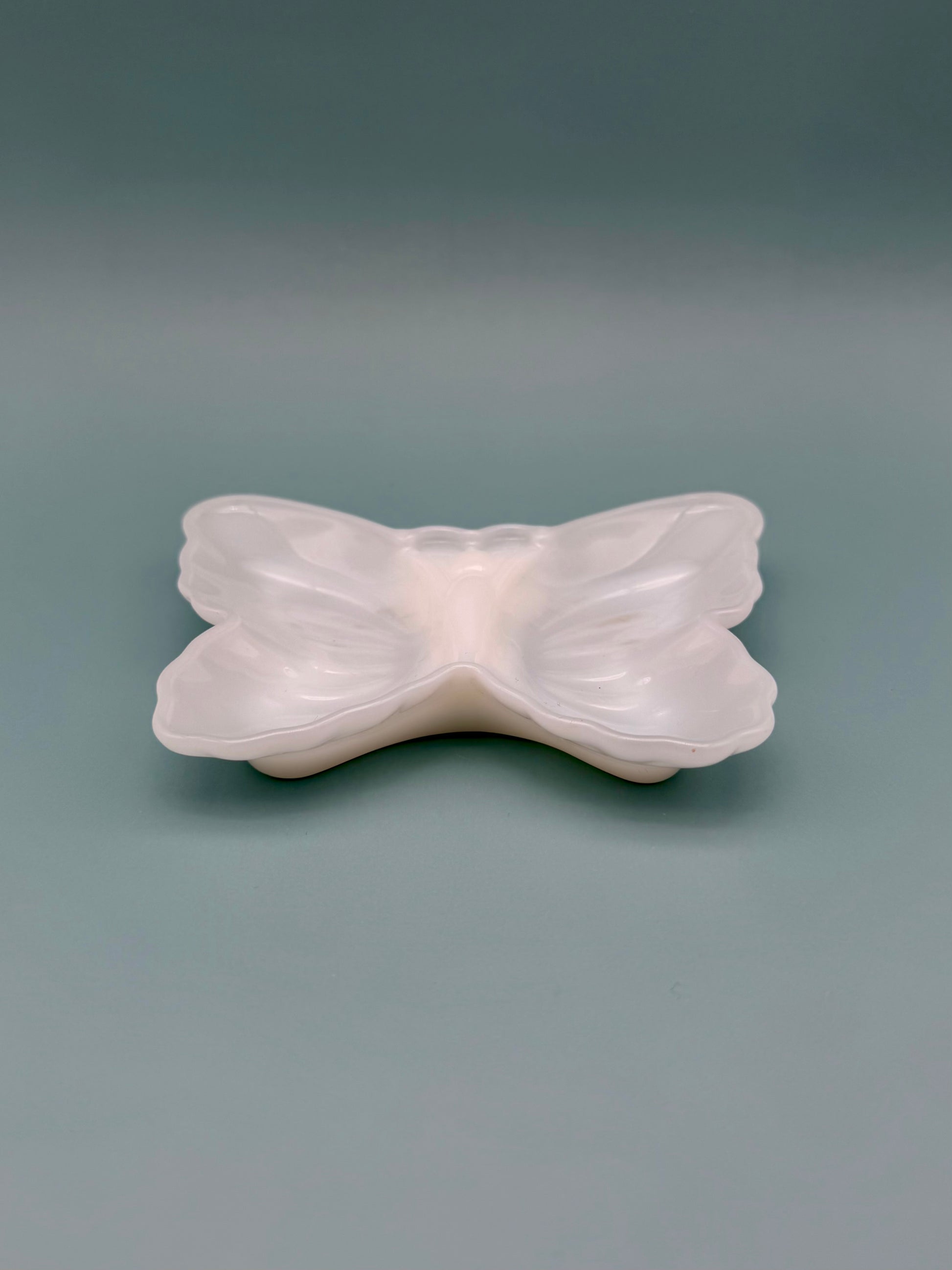 Daya-Smoking Accessory-Pearl's Puff Parlor