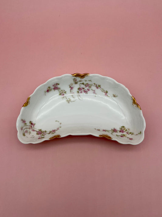 Diana-Smoking Accessory-Pearl&#39;s Puff Parlor