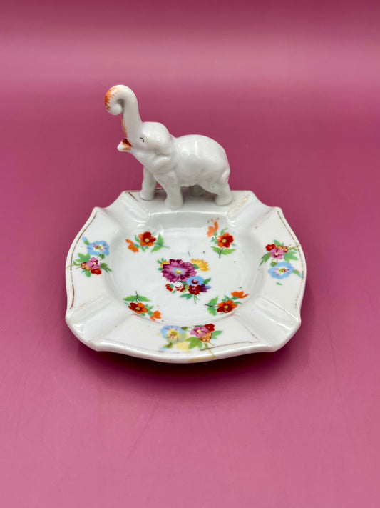 Ellen-Smoking Accessory-Pearl&#39;s Puff Parlor