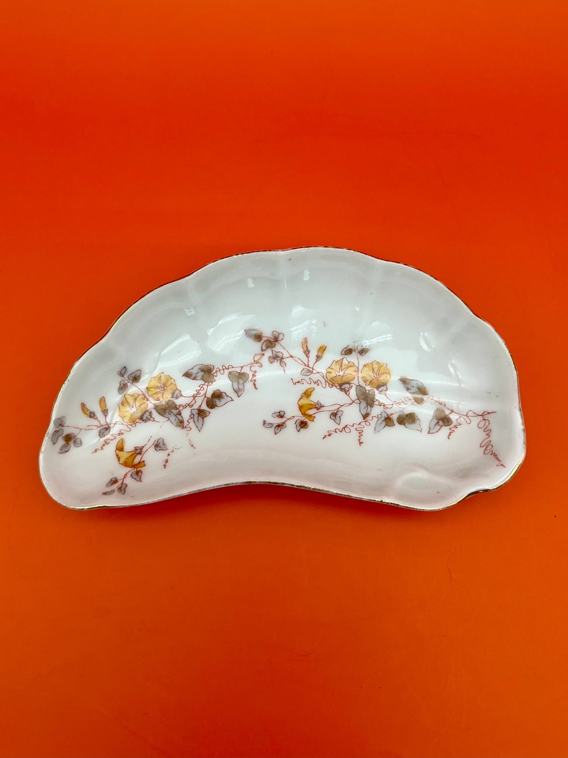 Gertie-Smoking Accessory-Pearl's Puff Parlor