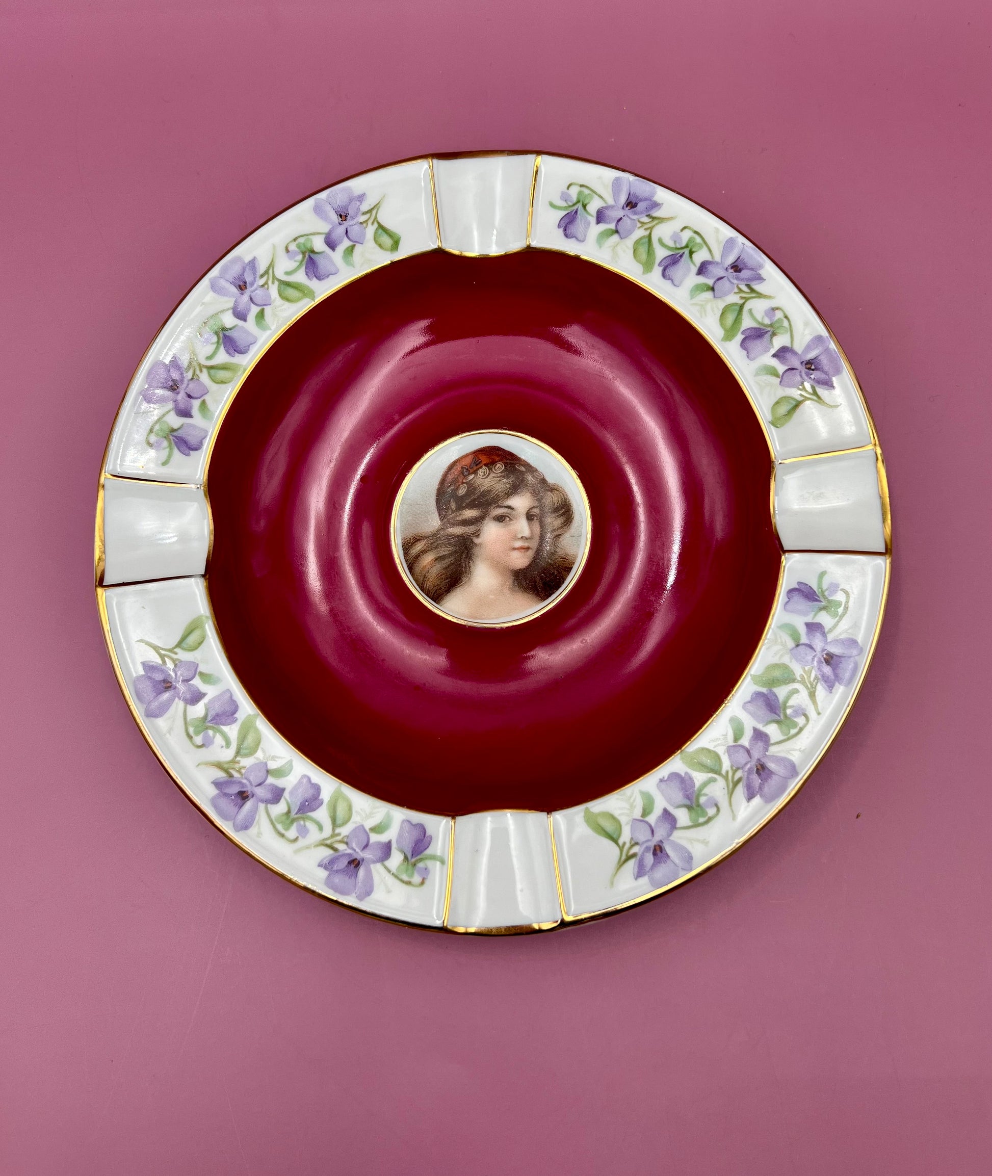 Gisela-Smoking Accessory-Pearl&#39;s Puff Parlor