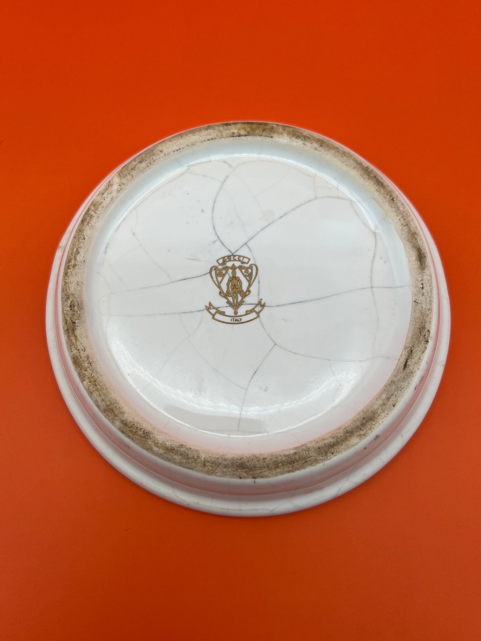 Guccio-Smoking Accessory-Pearl&#39;s Puff Parlor