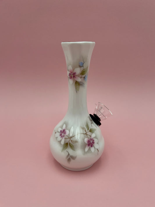 Harleigh-Petite Water Pipe-Pearl&#39;s Puff Parlor