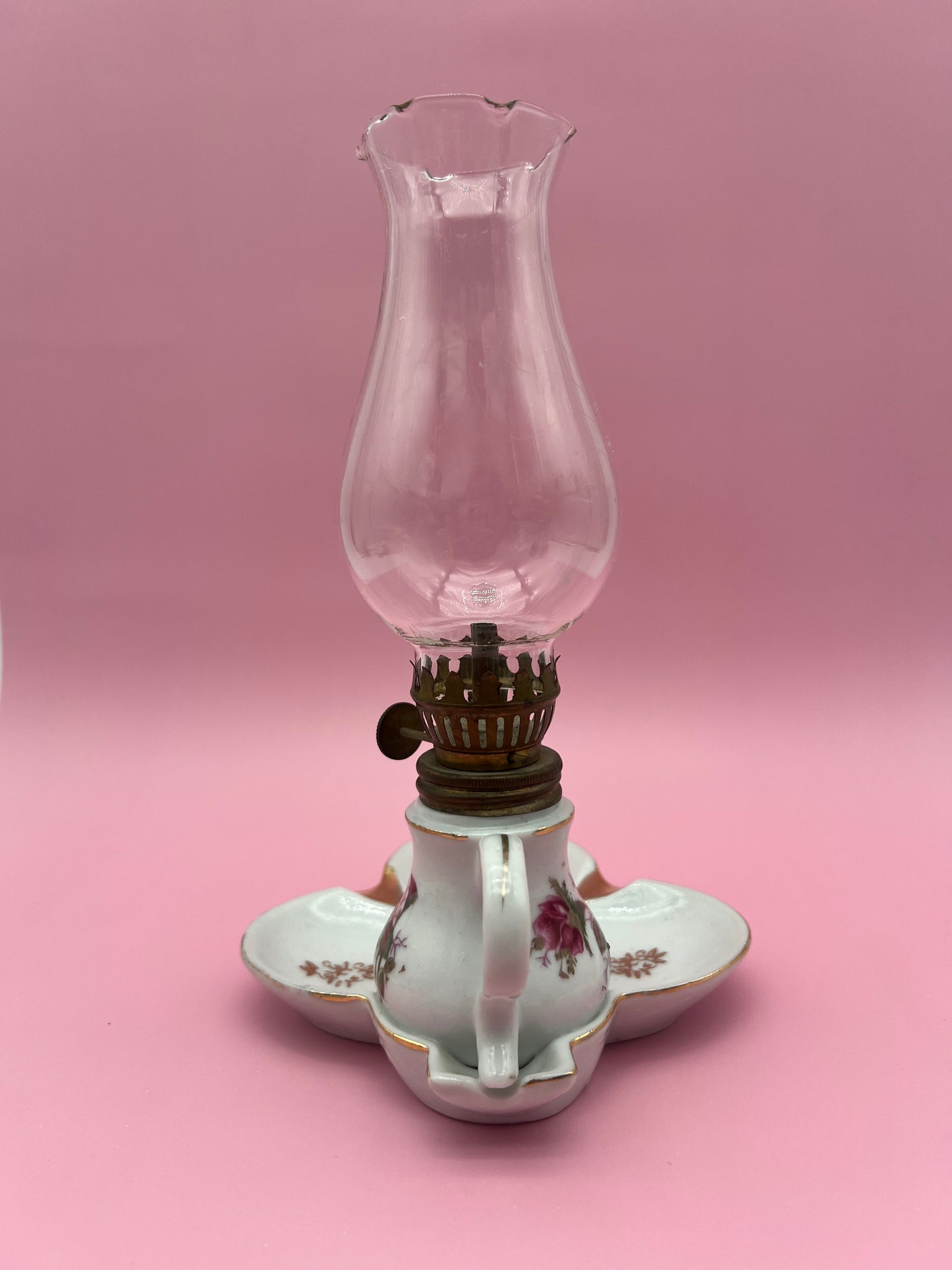 Helen-Smoking Accessory-Pearl's Puff Parlor