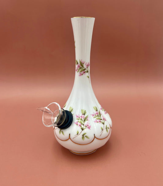 Isadora-Petite Water Pipe-Pearl&#39;s Puff Parlor