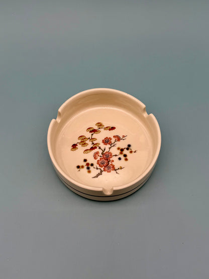 Jamie-Smoking Accessory-Pearl's Puff Parlor