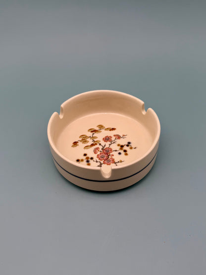 Jamie-Smoking Accessory-Pearl's Puff Parlor