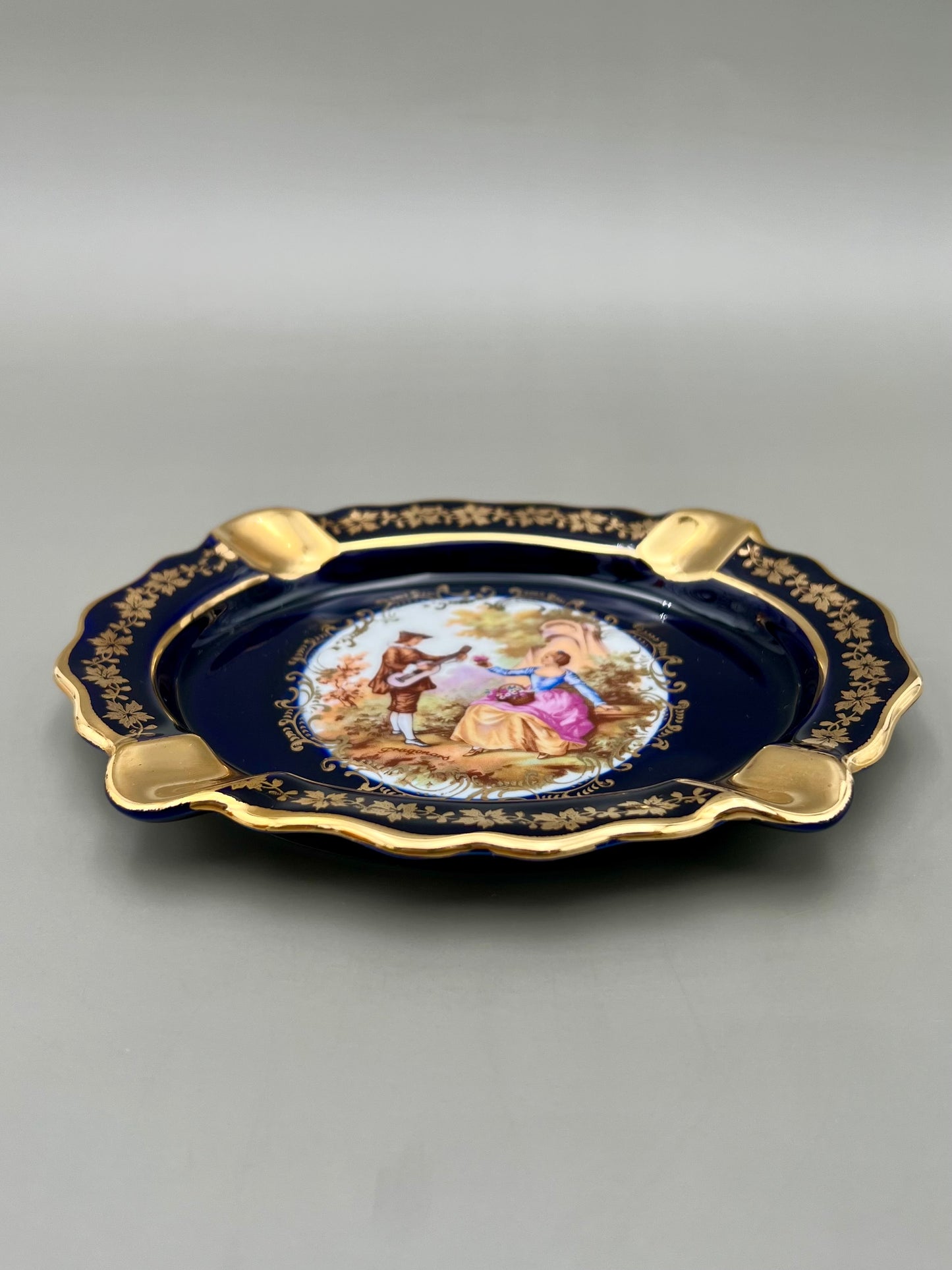 Jeanne-Smoking Accessory-Pearl&#39;s Puff Parlor