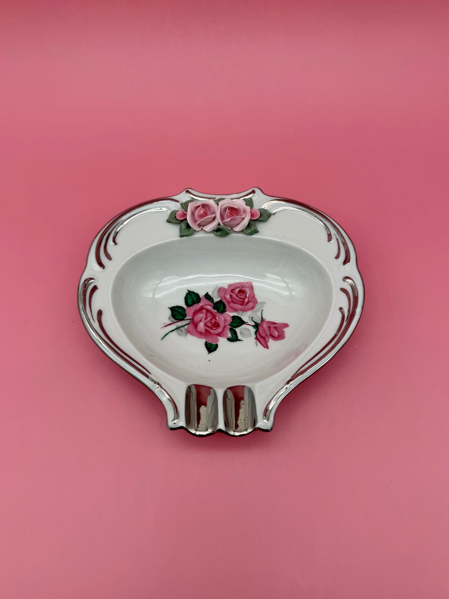 Joelle-Smoking Accessory-Pearl's Puff Parlor